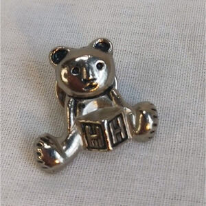 Teddy Bear Block Vintage Pin Charm Silver Tone